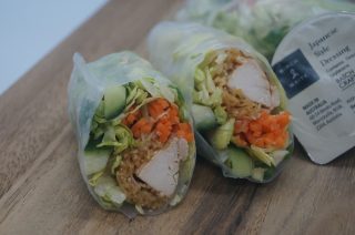 Cold Rolls - the perfect (healthy) lunch option for warmer days. Made fresh daily in the Rory's kitchen. Did you know that you can order your child's lunch up to two weeks in advance on the Qkr! app with just 4 easy steps to get started:⠀⠀⠀⠀⠀⠀⠀⠀⠀⠀
⠀⠀⠀⠀⠀⠀⠀⠀ ⠀⠀⠀⠀⠀⠀⠀⠀⠀⠀⠀⠀⠀
1. Download the Qkr! App via Google Play store or the Apple App Store.⠀⠀⠀⠀⠀⠀⠀⠀⠀⠀⠀⠀⠀⠀⠀⠀⠀⠀
2. Register⠀⠀⠀⠀⠀⠀⠀⠀⠀⠀⠀⠀⠀⠀⠀⠀⠀⠀
3. Find your School⠀⠀⠀⠀⠀⠀⠀⠀⠀⠀⠀⠀⠀⠀⠀⠀⠀⠀
4. Register your children & order!